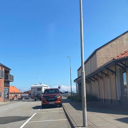 3 Vaerelses Lejlighed Taet Faergen Hirtshals Zewnętrze zdjęcie